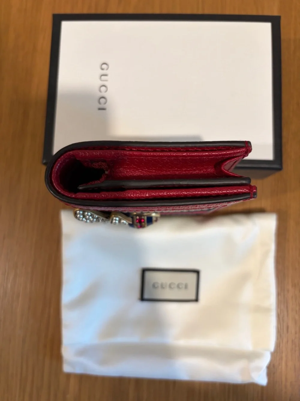 Gucci Queen Margaret Bee Supreme Canvas Wallet - Picture 5 of 11